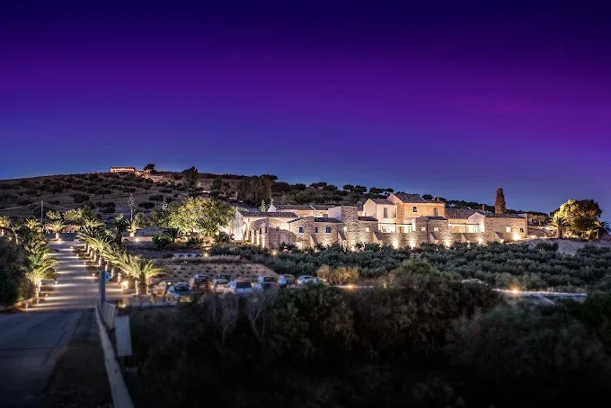 Beautiful vineyard wedding experience at Baglio Soria resort in Trapani