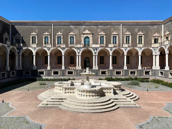Romantic wedding moments at the majestic Monastero dei Benedettini in Catania