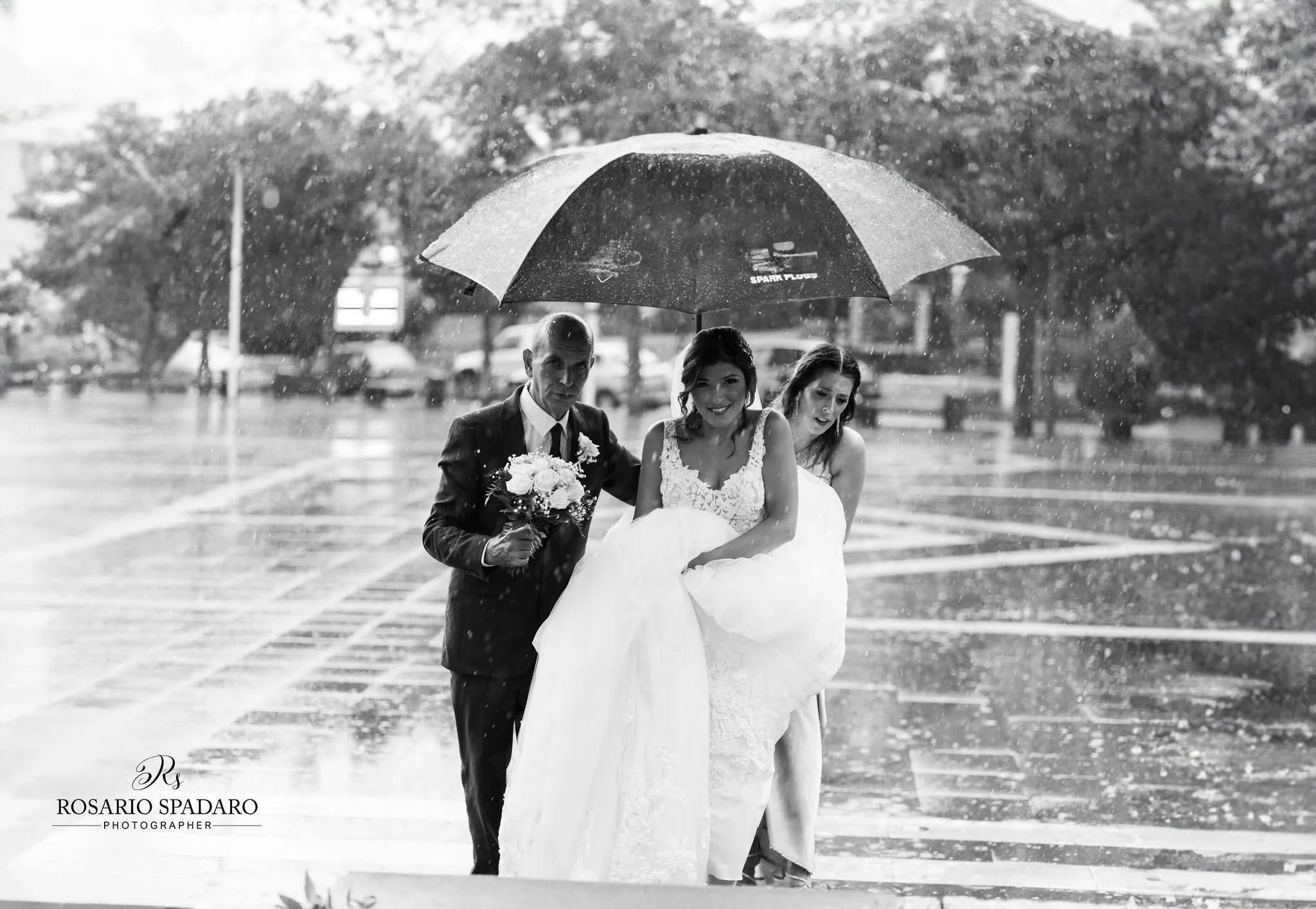 Destination wedding photograph in Sicily