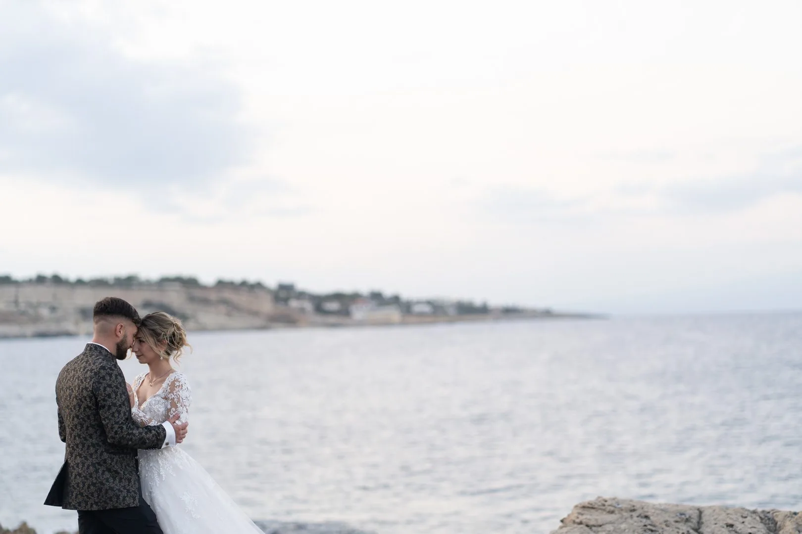 Alex e Angela — wedding photograph in Capocampolato, Brucoli., Sicily