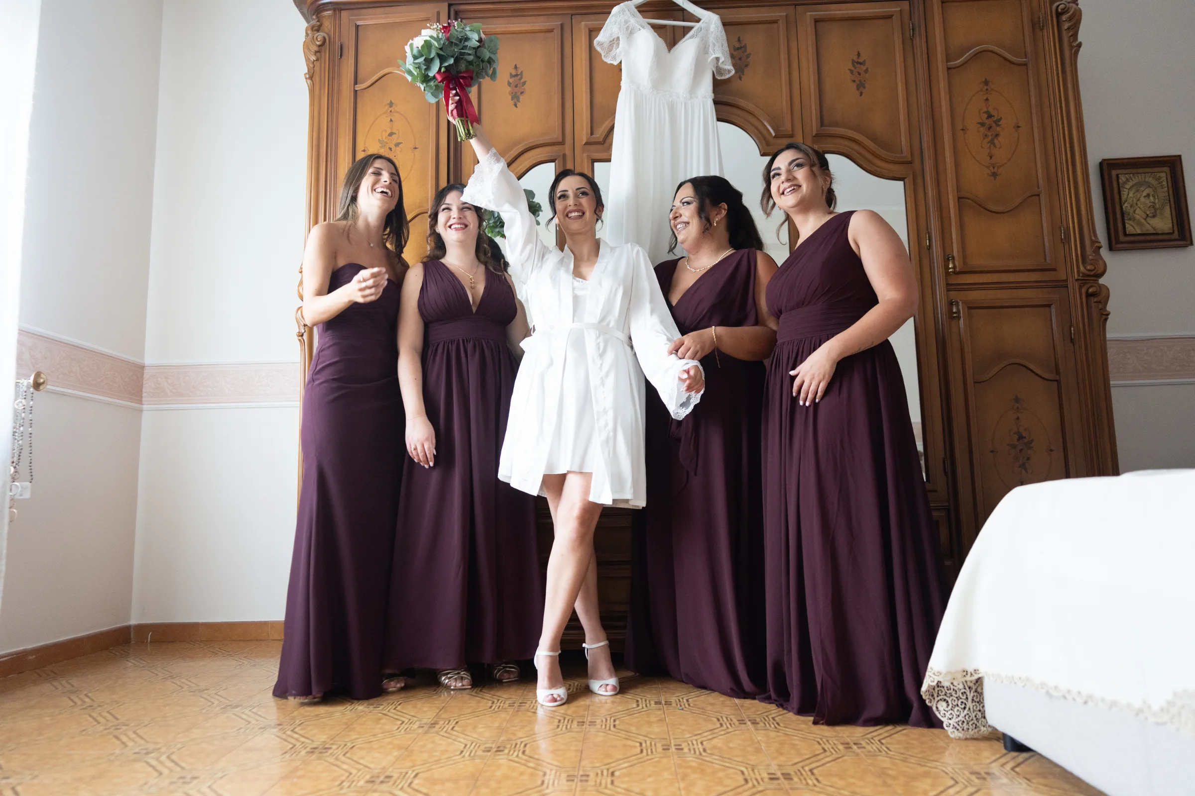 Claudio e Marianna — wedding photograph in Duomo Catania e Acicastello, Sicily