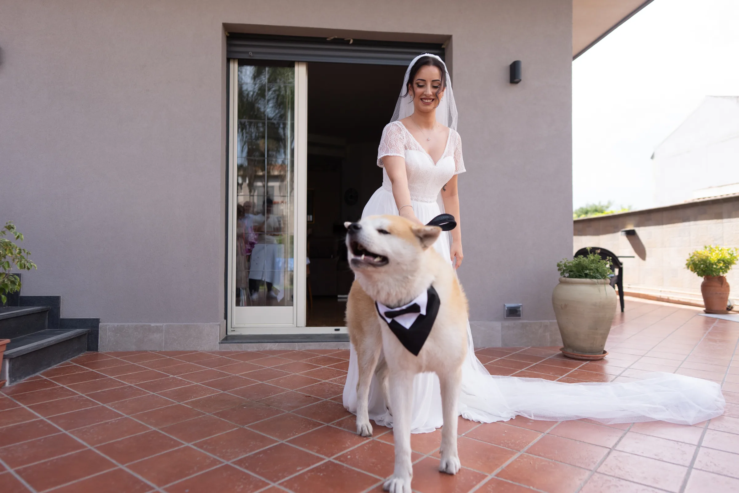 Claudio e Marianna — wedding photograph in Duomo Catania e Acicastello, Sicily