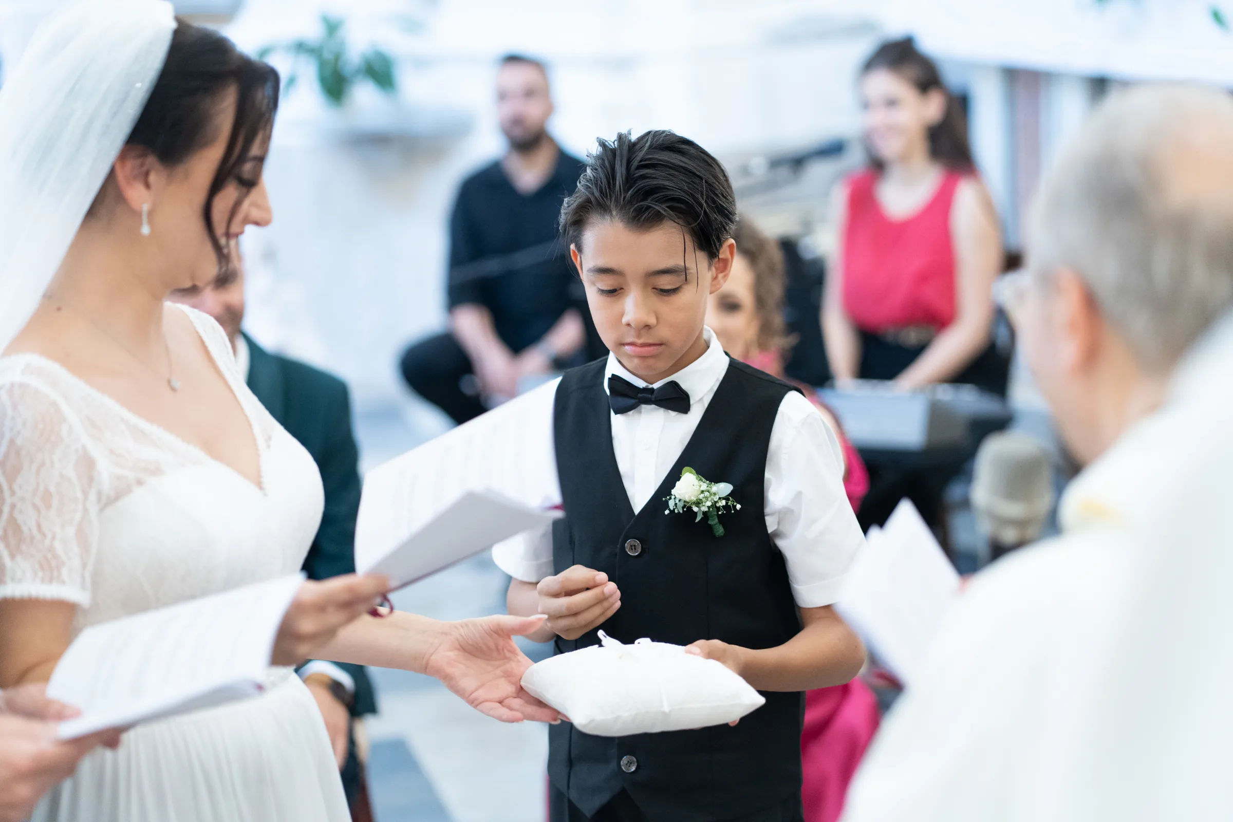 Claudio e Marianna — wedding photograph in Duomo Catania e Acicastello, Sicily