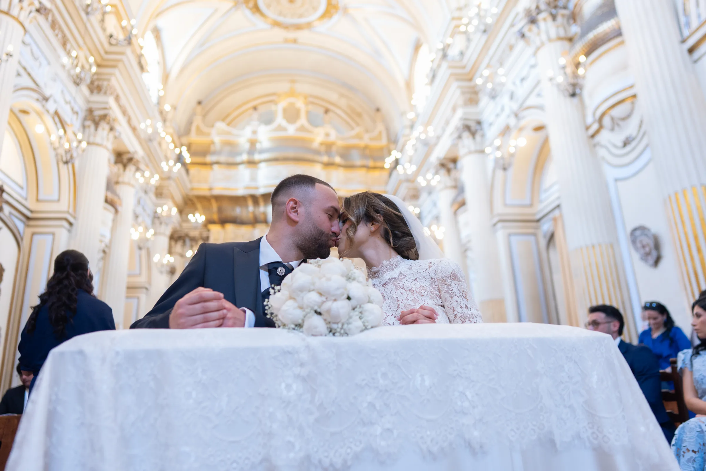 Damiano e Erika — wedding photograph in Catania, Sicily