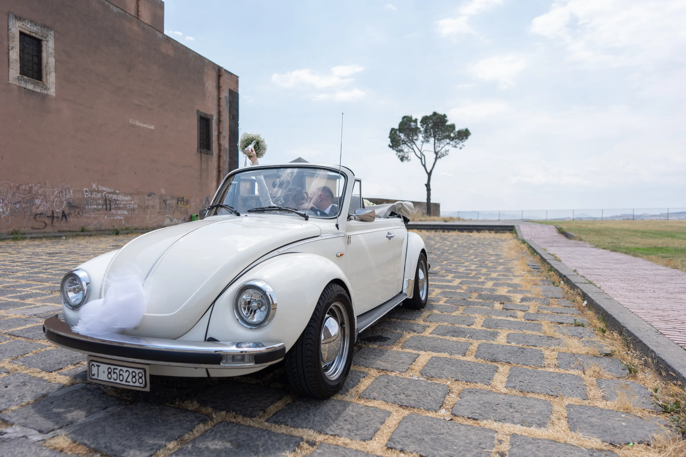 Damiano e Erika — wedding photograph in Catania, Sicily